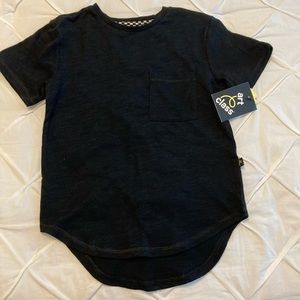 Boys XS basic black tee